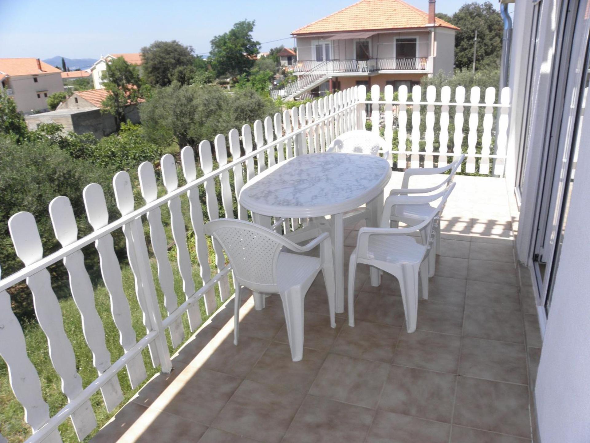 Apartments Zvone - 100 M From Sea Бибинье Экстерьер фото